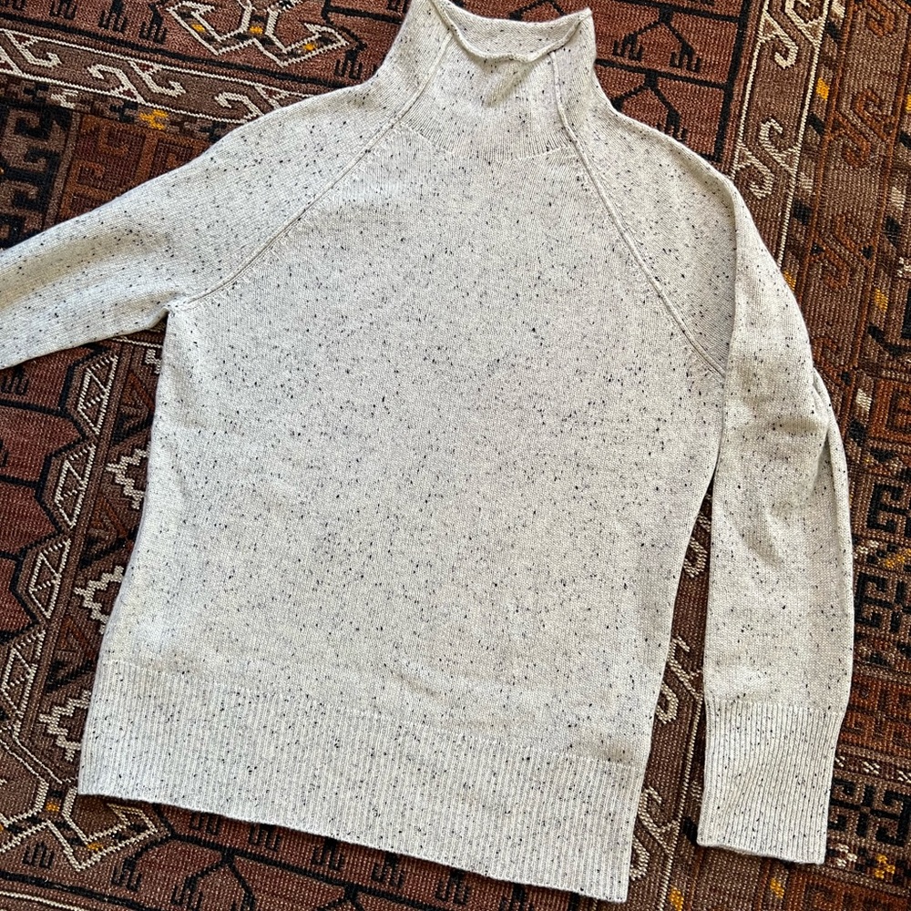 NYT. Theory. Cashmere mock neck.